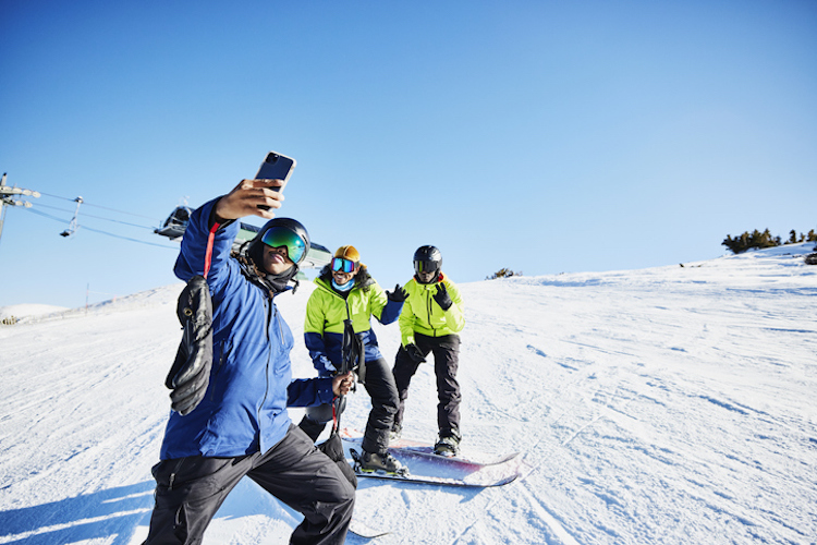 jeune au ski